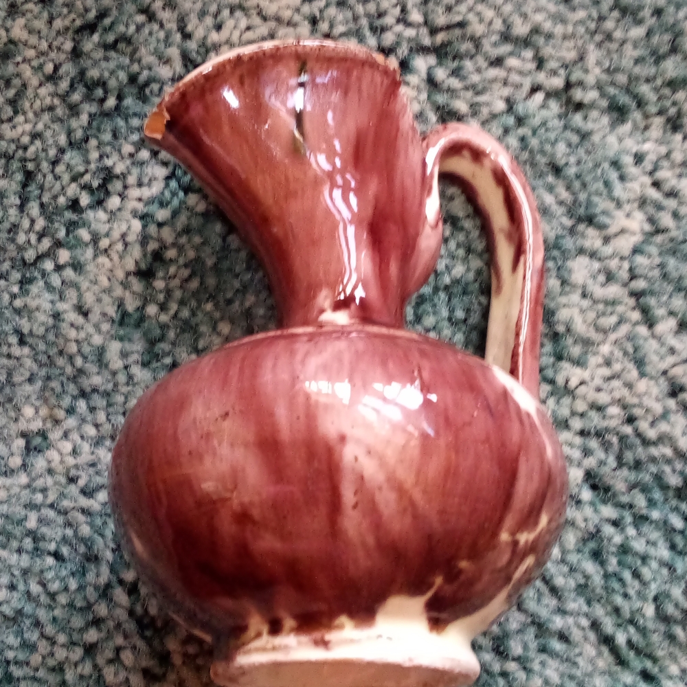 Sawtooth Mini Pitcher. - Picture 4 of 8